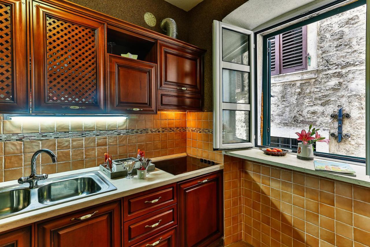 Apartman 367 Kotor Eksteriør bilde